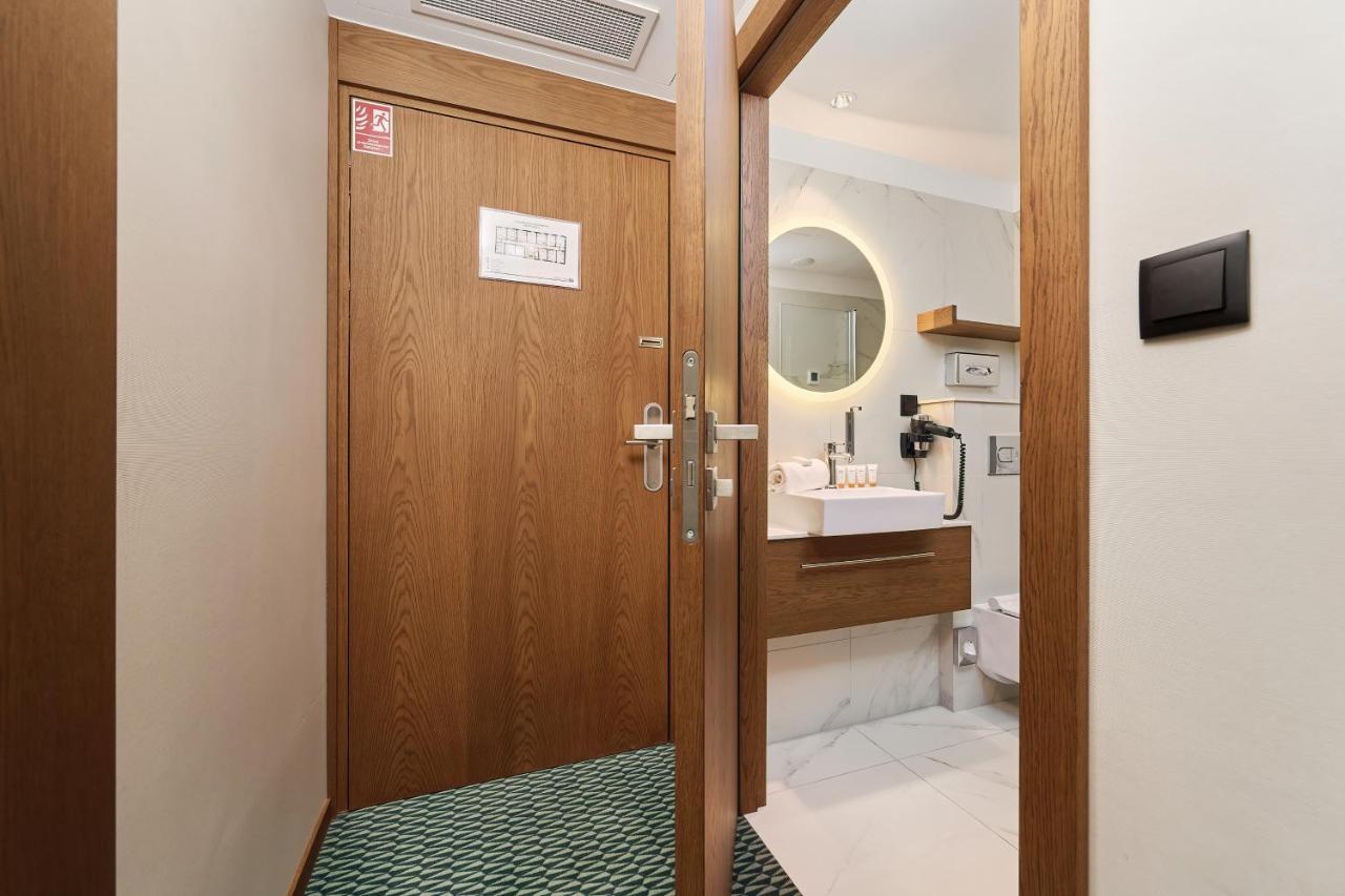 Gwarna Aparthotel City Center Wroclaw By Noclegi Renters Exteriér fotografie